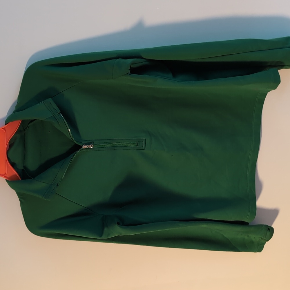 Under Armour collared 1/3 zip pull over shirt medium